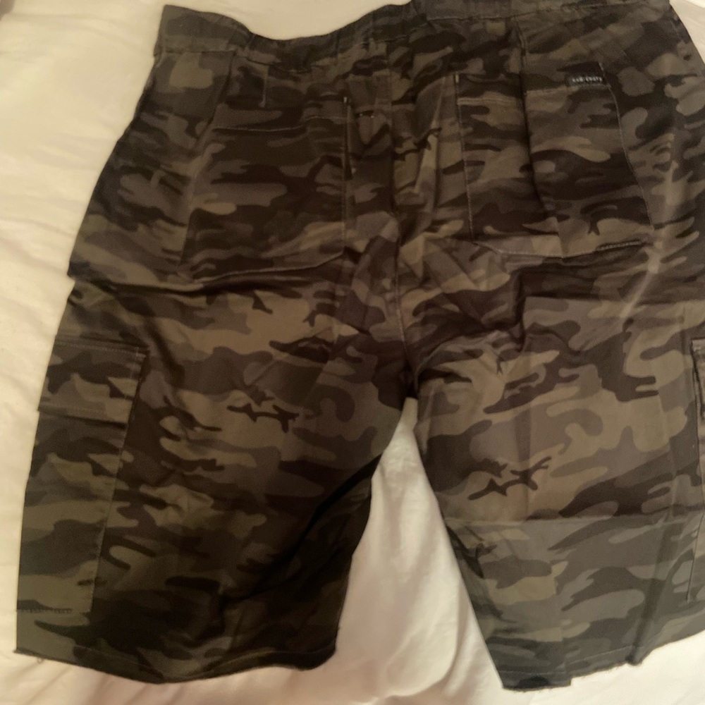 1x camo shorts